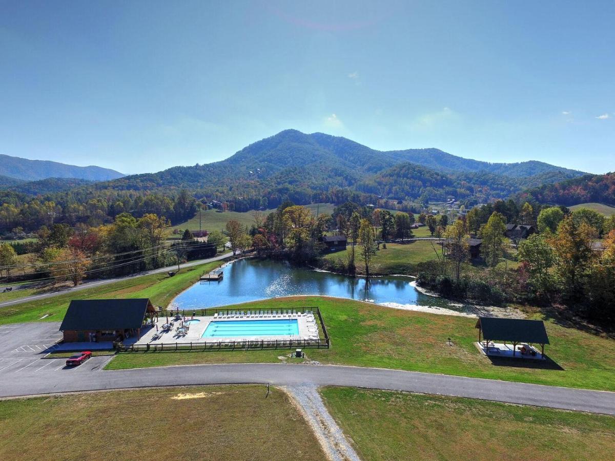 Wilderness Lodge, Hot Tub, Game Room, Pool Access, 1089 Free Tickets Each Paid Day, Dollywood And M 세비어빌 외부 사진